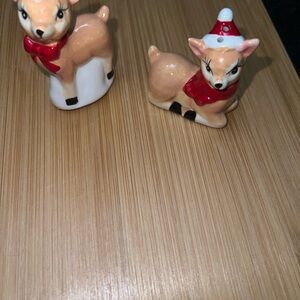 Festive Ceramic Reindeer Shakers - Brown and Red